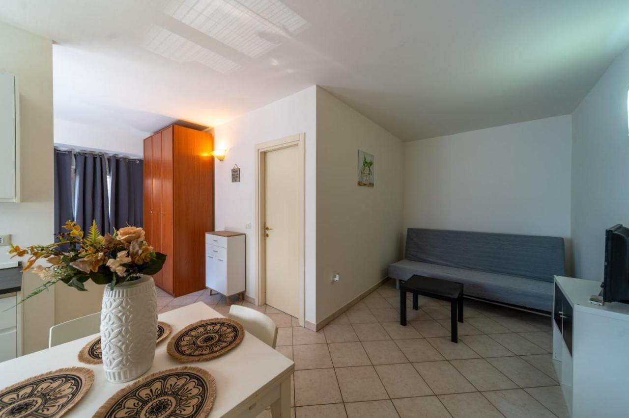 Alessandra Aparthotel *